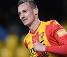 Calciomercato Benevento, Volta annuncia: “Rinnovato il contratto”