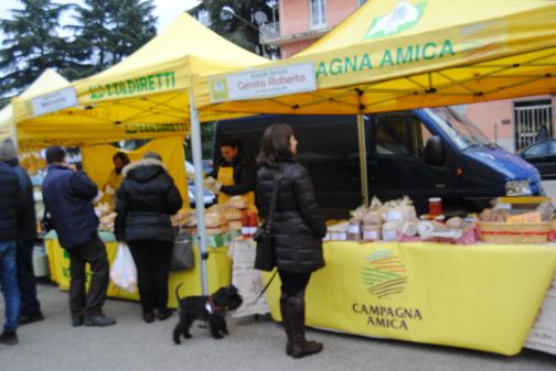 Deflazione taglia consumi, Coldiretti: ‘Sostenere la filiera corta’