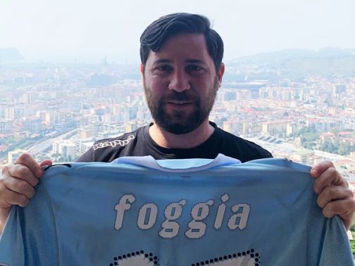 Asta solidale “Je sto vicino a te”: Pasquale Foggia accetta l’invito di Fabio e Paolo Cannavaro e di Ciro Ferrara e dona la sua maglia