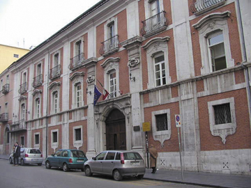 Palazzo Terragnoli, sede della Bibliomediateca Provinciale