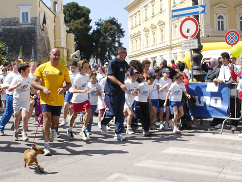 Un momento della 'Strabenevento' dello scorso anno