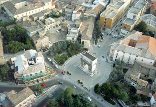 arco_traiano_panorama1