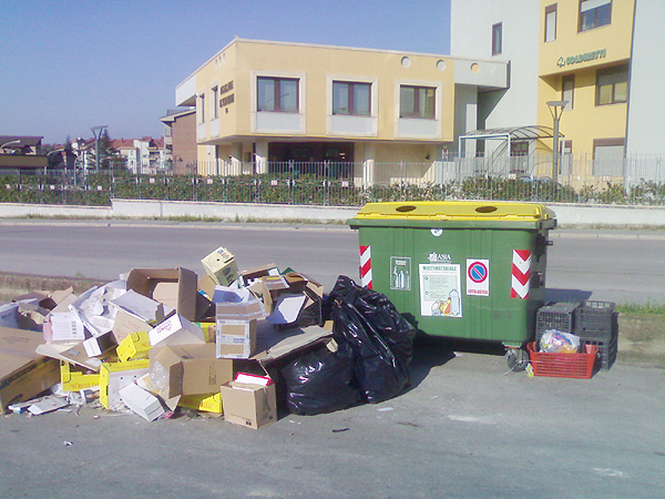 Discarica_in_città